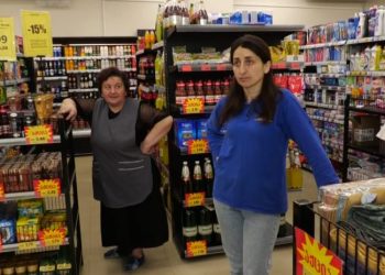 გორში მარკეტი დააყაჩაღეს – ნაცემია ორი თანამშრომელი, მათ შორის ორსული