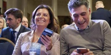 „ზელენსკის რუსეთის მოქალაქეებისთვის ვიზები დაუწესებია! ტანკებს ვიზები არ სჭირდება, ვოვა“ – მარგარიტა სიმონიანის ქმარი