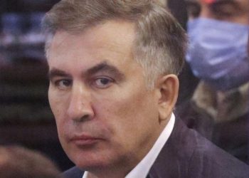 ვივა მედში სასამართლო დაიწყო – ექიმის თქმით, სააკაშვილი მონაწილეობის მიღებას ვერ შეძლებს