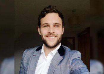 დიდი ბრიტანეთის მოქალაქის თომას კენედის მკვლელობის ფაქტზე ბრალდებულებს 20 და 21 წლით თავისუფლების აღკვეთა მიესაჯათ