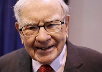 მილიარდერ უორენ ბაფეტთან სადილობა საქველმოქმედო აუქციონზე 19 მილიონ დოლარად გაიყიდა