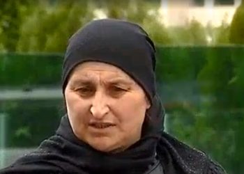 „ქალბატონო თია! უფრო სწორედ მკვლელის და ტერორისტის მეუღლევ! ეს ზღვაში წვეთია, რაც დაგემართათ…“ – თემირლან მაჩალიკაშვილის დედა გოგაშვილის მეუღლეს მიმართავს