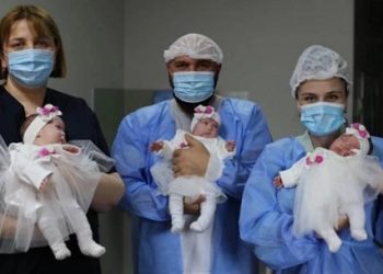 ბათუმში სამი ტყუპი დაიბადა!