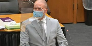 ჯორჯ ფლოიდის სამოქალაქო უფლებების დარღვევისთვის დერეკ შოვინს 21 წლით თავისუფლების აღკვეთა მიესაჯა