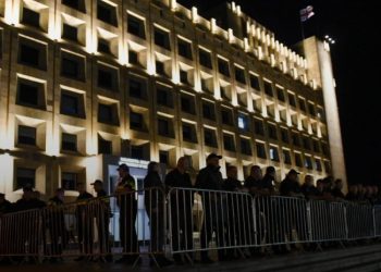 “დაიკეტოს ქოცების ოფისი, გადაიკეტოს სანაპირო, მაგისტრალი, პარლამენტი და კანცელარია – არაა ეს ძალადობა არა, თავდაცვაა”– წერილი სოციალური ქსელიდან