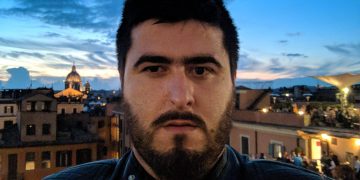 “უკანა მოტორი რატომ გაძვრა? რატომ დავფრინავთ 50 წლის მი-8-ებით, როცა პუმები ჯერ ანგარებში დავალპეთ და მერე გავყიდეთ?” – ლევან ყურაშვილი