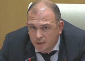 “ჯგუფში ჩააგდო ჩვენი ტელეფონის ნომრები, მომდის შეურაცხმყოფელი სმს-ები“ – ოცნების დეპუტატი