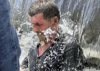 რუსთაველზე, აქციის ერთ-ერთმა მონაწილემ თავის დაწვა სცადა