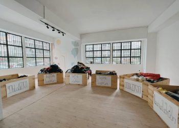 “ჩვენი უფასო ტანსაცმელის “მაღაზია” – აკა სინჯიკაშვილი