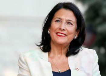 თენგიზ არჩვაძე დათა თუთაშხიას როლში? – რას წერს სალომე ზურაბიშვილი პაპუაშვილს ?