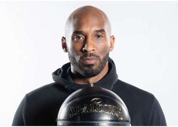 მეხანძრეებმა და შერიფის წარმომადგენლებმა კატასტროფის ადგილს ფოტოები გადაუღეს – ბრაიანტის ქვრივი 16 მილიონიან კომპენსაციას მიიღებს