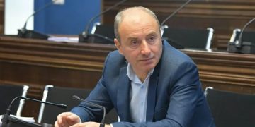 „საინტერესოა, რომ გავრილოვის ღამეზე საუბრობს აშშ-ს ელჩი და ხელისუფლებას აბრალებს, თითქოს ხელისუფლებამ შტურმი მიიტანა პარლამენტზე“ – გურამ მაჭარაშვილი