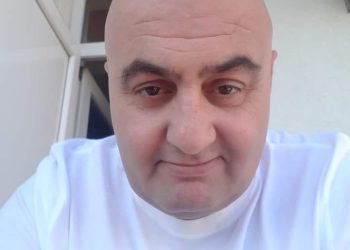 ორივე “დოდო” გამოდგა ნაცებიც და ქოცებიც – რა ლექსს აქვეყნებს კობა ბარათელი ?