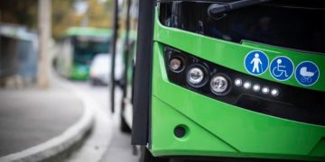 ავლაბრის მოედნიდან თელავის ქუჩის შესახვევამდე არსებულ საგზაო მონაკვეთში საავტომობილო მოძრაობა ორმხრივად იზღუდება