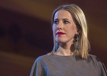 ქსენია სობჩაკი საქართველოში ჩამოვიდა