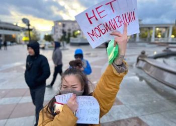 რუსეთში ნაწილობრივი მობილიზაციის საწინააღმდეგო აქციებზე 1400-მდე ადამიანი დააკავეს