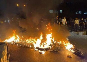 ირანში, სამართალდამცველებსა და საპროტესტო აქციის მონაწილეებს შორის შეტაკებები მოხდა