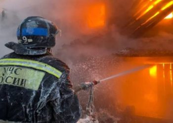 ვოლგოგრადის ოლქში, სამხედრო აღრიცხვისა და გაწვევის ოფისის შესასვლელს ცეცხლი წაუკიდეს