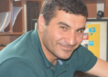 “ლარსის ჩაკეტვას, სჯობს დავიკავოთ სამთავრობო შენობები” – გიორგი მუმლაძე