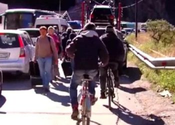 მობილიზაციას გამოქცეული რუსები საქართველოში ველოსიპედითა და ფეხით გადმოდიან