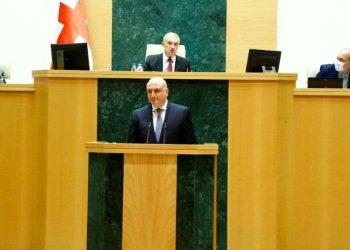 სოციალურად დაუცველთა საზოგადოებრივ სამუშაოებზე დასაქმების პროგრამამ მუნიციპალიტეტების საქმიანობა უფრო ეფექტიანი გახადა – აზარაშვილი