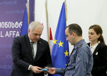 “წილოსანის ძმა გავჩხრიკე, დამიბარეს და მითხრეს, წადი ახლა შენი უბნელები ჩხრიკეო” – რას ჰყვება უკვე ყოფილი პოლიციელი?