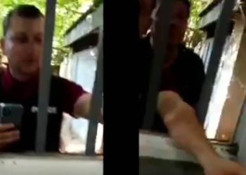 (ვიდეო) – “დაწყნარდით–მეთქი, ვაკმაყოფილებ, ეს ქალბატონი გააჩერეთ” – შსს–ს მაღალჩინოსანი მძევლებს ესაუბრა