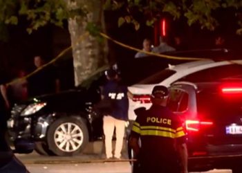 “გავიგონეთ სროლის ხმა და სასწრაფო დახმარების მანქანამ დატოვა ტერიტორია” –რა ხდება ქუთაისში?