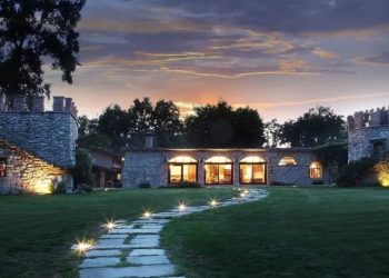 იტალიაში რუს მილიარდერს 11 ვილა დაუყადაღეს