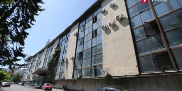 იყიდება ტელევიზიის შენობა და მიწის ნაკვეთი – დეტალები