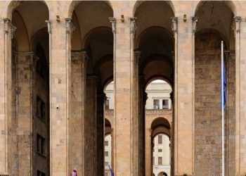 პარლამენტი 2022 წლის სახელმწიფო ბიუჯეტის შესახებ კანონში შესატანი ცვლილებების განხილვას იწყებს