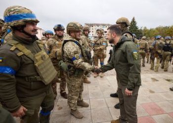 ვოლოდიმირ ზელენსკი რუსი ოკუპანტებისგან გათავისუფლებულ ქალაქ იზიუმში ჩავიდა