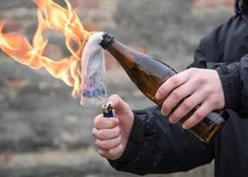 რუსეთში კომისარიატის შენობას ქალმა “მოლოტოვის კოქტეილი” ესროლა