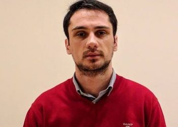 ნიკა ობოლაძემ „ნაციონალური მოძრაობა“ დატოვა