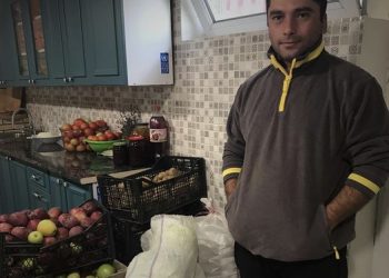 “დაუტვირთია თავისი ტაქსი ნობათით და მომადგა ხურვალეთში” – ამბავი ტაქსის მძღოლზე