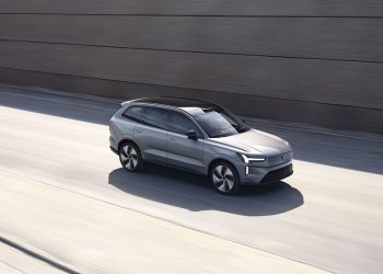 Volvo-ს უსაფრთხოების ახალი ერა სრულად ელექტრიფიცირებულ EX90-თან ერთად დაიწყო