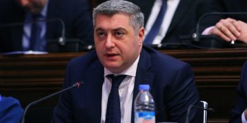 „ მე არ მახსოვს აშშ-ს საელჩოს ასეთი ისტერიკები 2012 წლამდე“ – კახა კახიშვილი
