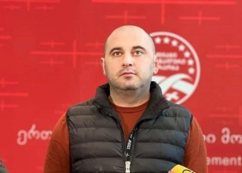 „როგორ შეიძლება ენდო იმ ადამიანს, რომელმაც ორი დღის თქვა არაო და დღეს იძახის კიო…“ – ლადო სადღობელაშვილი