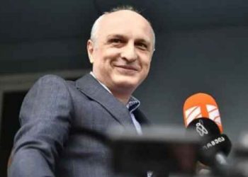 რას წერს ვანო მერაბიშვილი „ვარდების რევოლუციაზე“