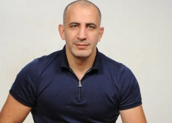 „გაიგეთ რომ თქვენ ვერ გაამართლეთ ხალხის იმედები!! ნუღარ დახტიხართ ცხვრის ტყავში გამოწყობილები ! ხალხს ნუ აგიჟებთ!“ – რამაზ ნოზაძე