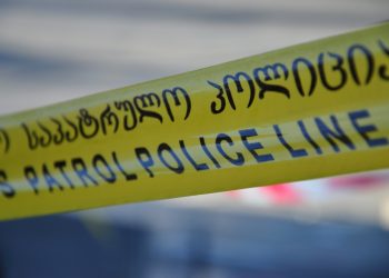 ტრაგედია თბილისში – 18 წლის ბიჭი სახლის სახურავიდან გადავარდა და დაიღუპა