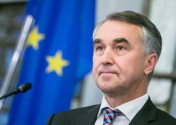 “საქართველო ან ივანიშვილი” – რა არჩევანზე და ვის მიმართ სანქციებზე საუბრობს ევროპარლამენტარი