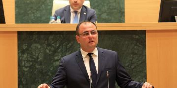 „მაყურებელს და ქართველ ხალხს მინდა, ბოდიში მოვუხადო“ – რატი ბრეგაძე