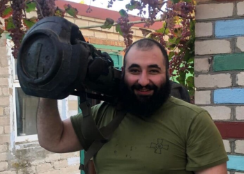 „არავის წაუყვანია ან რა გვჭირს ჩვენ ვინმეს წასაყვანი ..“ – ჯამბულათ ხოფერიას მამა