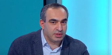 „გეგონება პირველად გაიგეს, რომ ომის და ღალატის პარტიის ზოგიერთი ლიდერი, მათ შორის ფულის სანაცვლოდაც ახდენს უკრაინაში ქართველების გაგზავნის ორგანიზებას?“ – ვლადიმერ ბოჟაძე