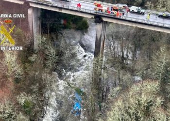 ესპანეთში ავტობუსი ხიდიდან მდინარეში გადავარდა – დაღუპულია 6 ადამიანი