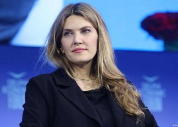 სასამართლომ ევროპარლამენტის ვიცესპიკერი, ევა კაილი პატიმრობაში დატოვა