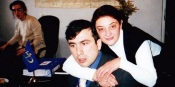 „იმიტომ, რომ უსწრაფესად, სავარაუდოდ, ტრანსპორტირებისას მოხდეს შენი ლიკვიდაცია!“ – ხათუნა ხოფერიას წერილი სააკაშვილს“