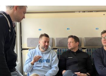 “ამაყი უკრაინის გულში ჩავდივართ” – ვარშავის, ბრატისლავის, ბუდაპეშტის და პრაღის მერები კიევში მიდიან