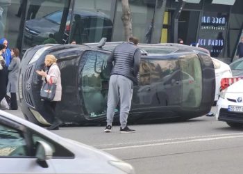 საბურთალოზე მანქანა ამოტრიალდა